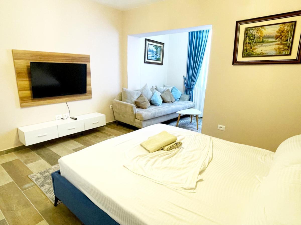 Peace Apartments Durres Exterior photo